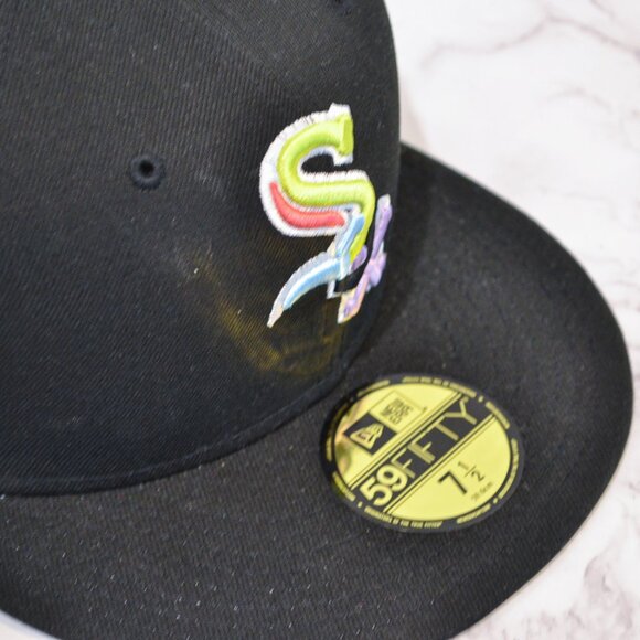 New Era Chicago White Sox Fitted Hat 7 1/2 - Picture 6 of 6